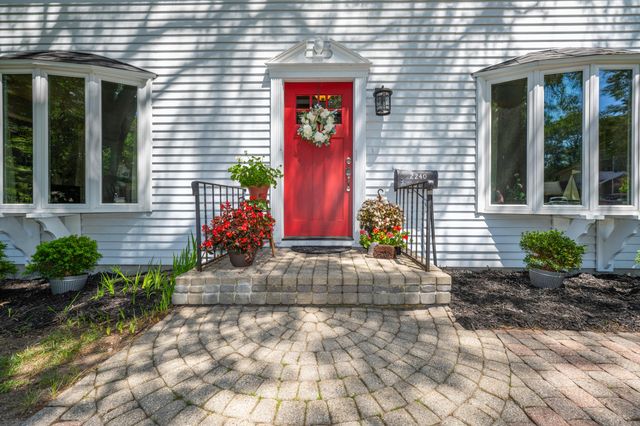 2240 Pleasant Hill Drive, Norton Shores City, MI 49441