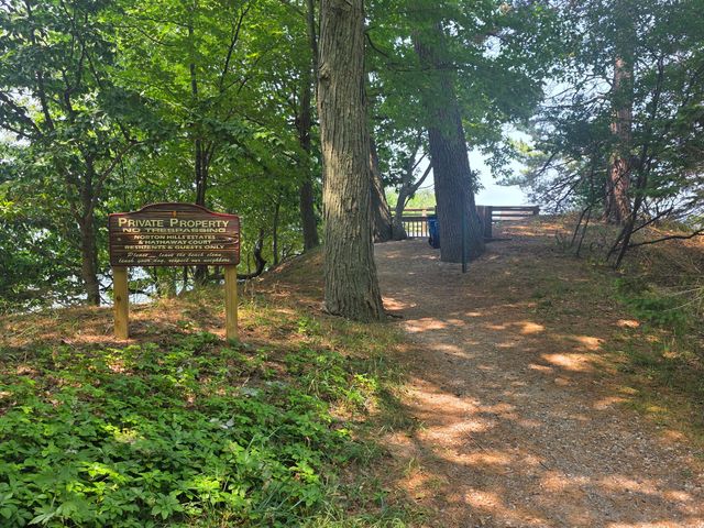 2240 Pleasant Hill Drive, Norton Shores City, MI 49441