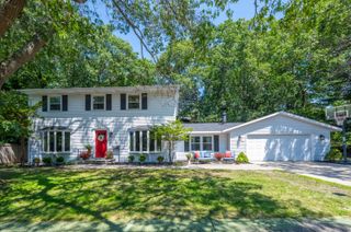 2240 Pleasant Hill Drive, Norton Shores City, MI 49441