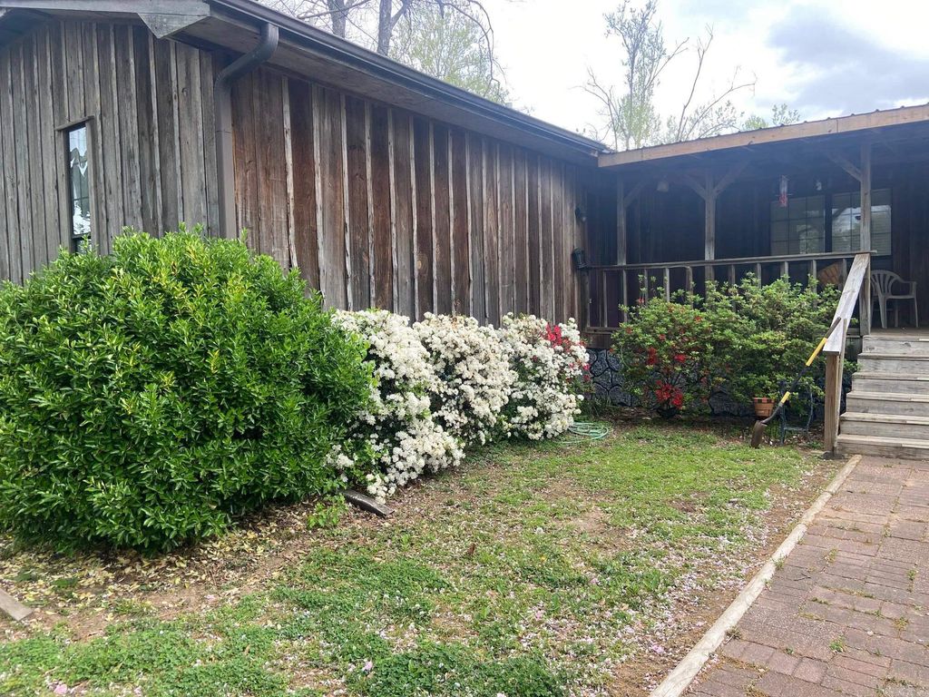 3115 Riverside Drive, White Hall, AR 71602