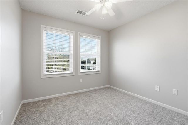 13823 W 154th Terrace, Olathe, KS 66062