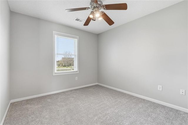 13823 W 154th Terrace, Olathe, KS 66062