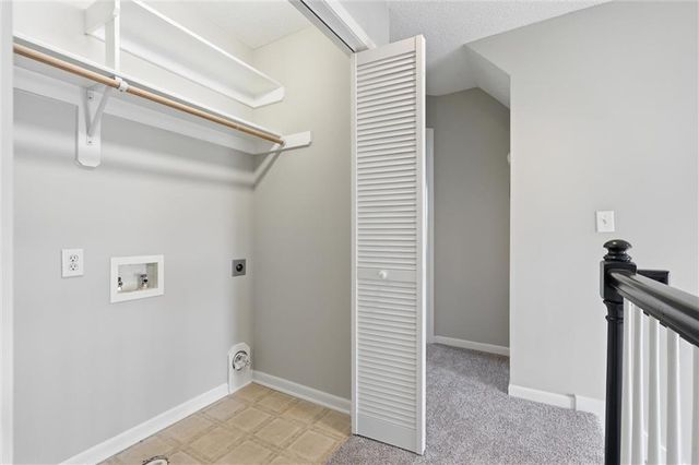 13823 W 154th Terrace, Olathe, KS 66062