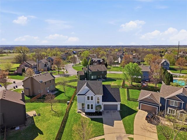 13823 W 154th Terrace, Olathe, KS 66062