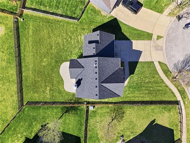13823 W 154th Terrace, Olathe, KS 66062