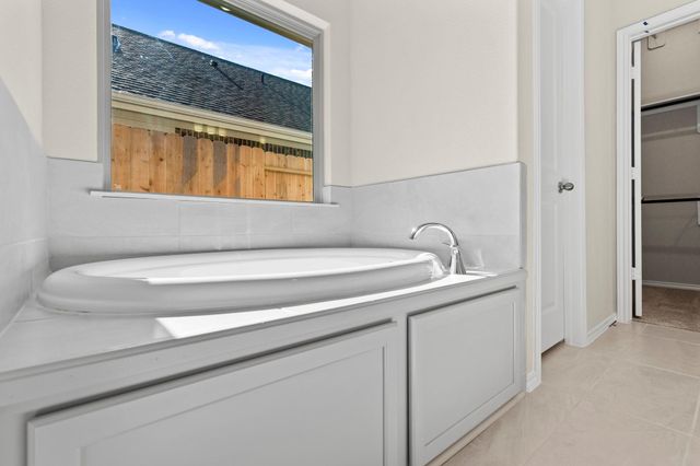 22423 Sawmill Pass Lane, Porter, TX 77365