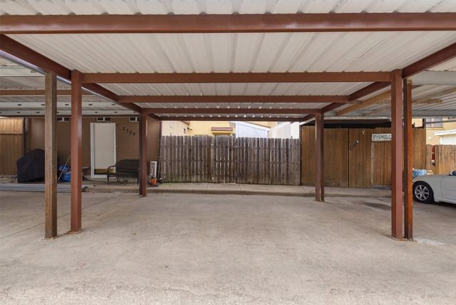 2702 Patricia Loop, Garland, TX 75041