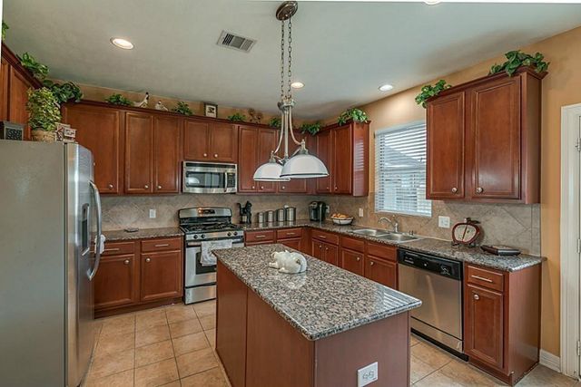 14931 Opera House Row Drive, Cypress, TX 77429