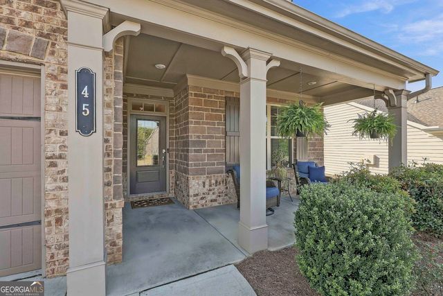 45 Maple Leaf Road, Sharpsburg, GA 30277