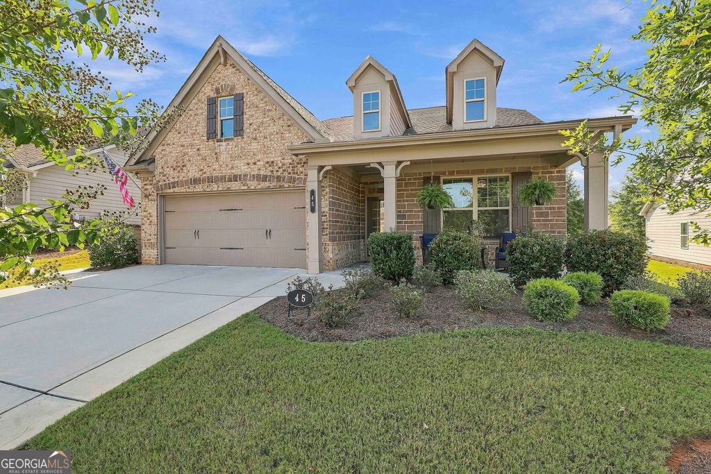 45 Maple Leaf Road, Sharpsburg, GA 30277