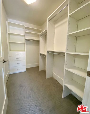 1232 N KINGS Road 202, West Hollywood, CA 90069