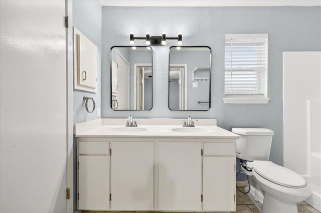 1749 Dawn Breeze Dr, Corpus Christi, TX 78412