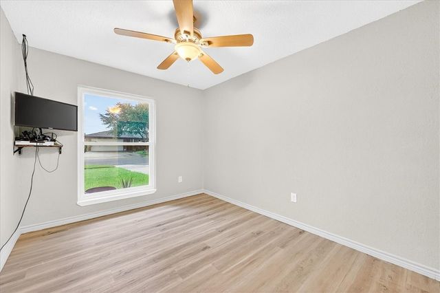 1749 Dawn Breeze Dr, Corpus Christi, TX 78412