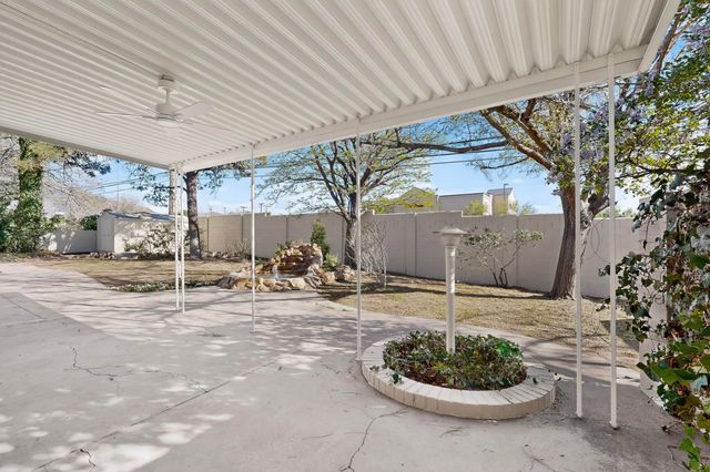 8900 Lagrima De Oro Road NE, Albuquerque, NM 87111