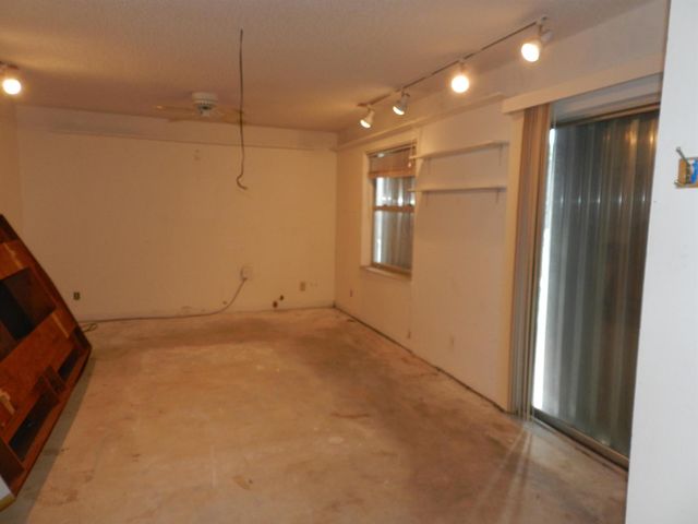 3151 Pinehurst Drive, Lake Worth, FL 33467