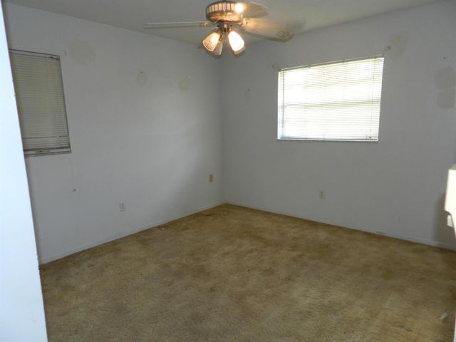 3151 Pinehurst Drive, Lake Worth, FL 33467