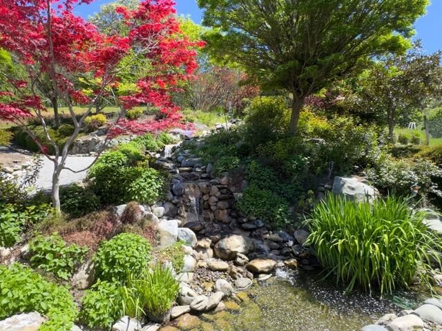 925 Galls Creek Road, Gold Hill, OR 97525