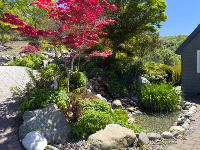 925 Galls Creek Road, Gold Hill, OR 97525