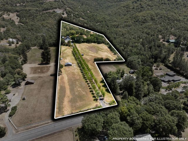 925 Galls Creek Road, Gold Hill, OR 97525