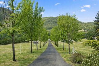 925 Galls Creek Road, Gold Hill, OR 97525