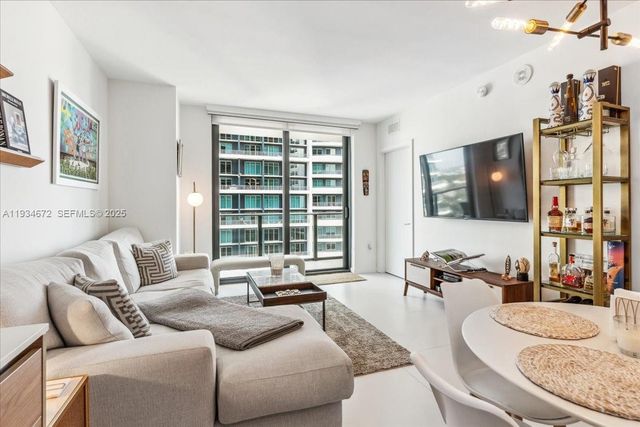 1300 S Miami Ave 3008, Miami, FL 33130