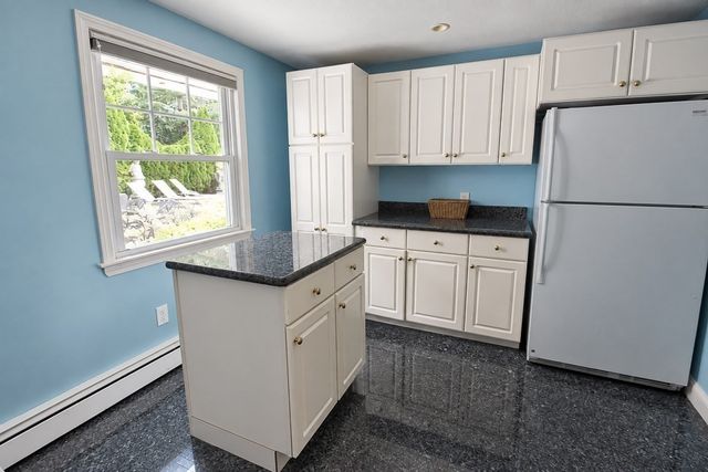 4 Temi Road, Chelmsford, MA 01824