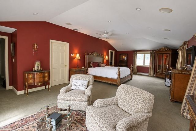 4 Temi Road, Chelmsford, MA 01824