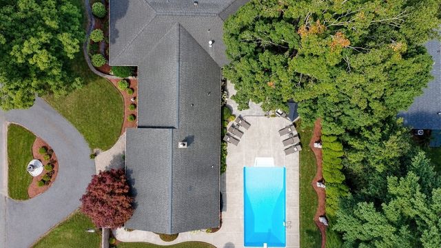 4 Temi Road, Chelmsford, MA 01824