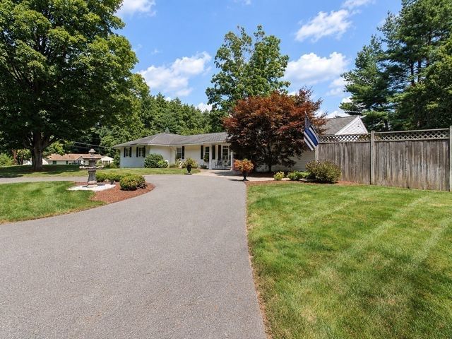 4 Temi Road, Chelmsford, MA 01824
