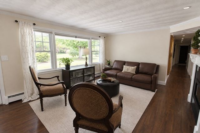 4 Temi Road, Chelmsford, MA 01824
