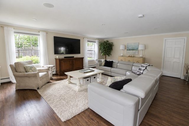4 Temi Road, Chelmsford, MA 01824