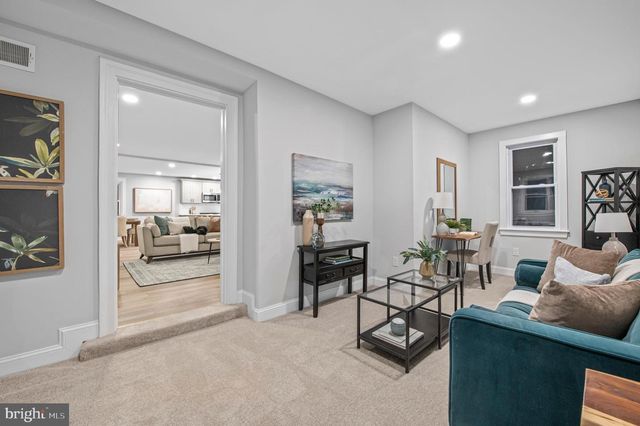 220 N ROLLING RD, Springfield, PA 19064