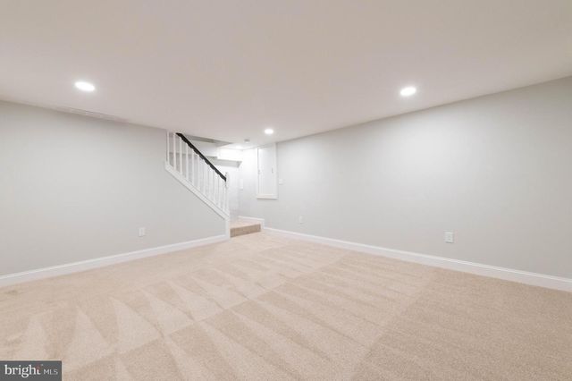 220 N ROLLING RD, Springfield, PA 19064