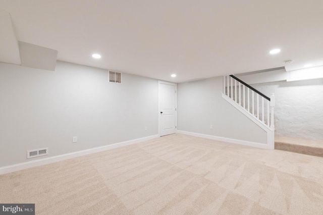 220 N ROLLING RD, Springfield, PA 19064