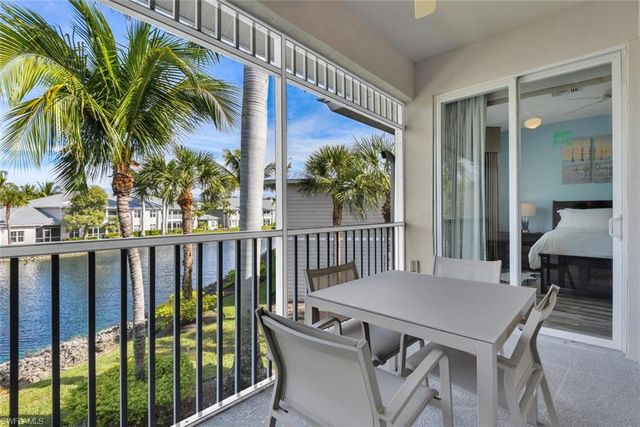 7930 Mahogany Run LN # 826, Naples, FL 34113