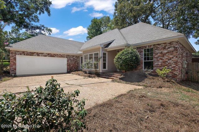 427 Apple Valley, Pearl, MS 39208