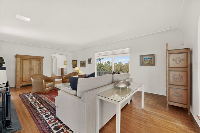 1064 Bishops Lodge Road, Santa Fe, NM 87501