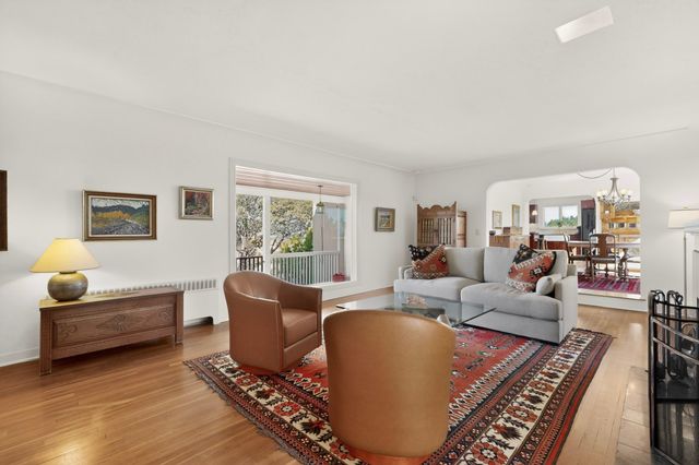 1064 Bishops Lodge Road, Santa Fe, NM 87501