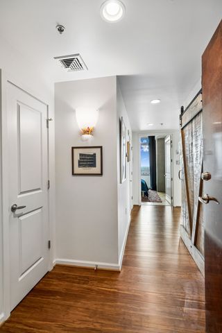 415 Church St Apt 1515, Nashville, TN 37219