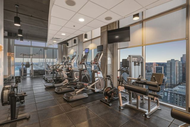 415 Church St Apt 1515, Nashville, TN 37219