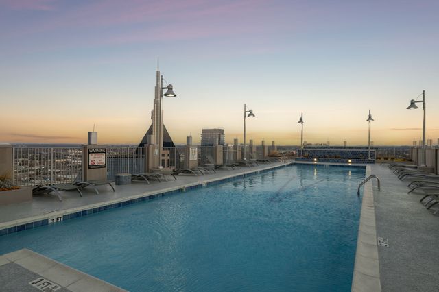 415 Church St Apt 1515, Nashville, TN 37219