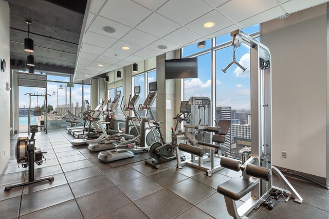 415 Church St Apt 1515, Nashville, TN 37219
