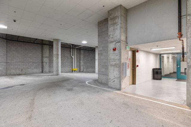 415 Church St Apt 1515, Nashville, TN 37219