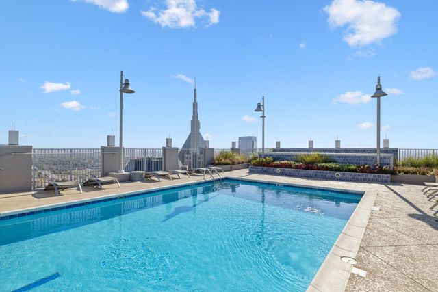415 Church St Apt 1515, Nashville, TN 37219