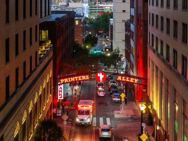 415 Church St Apt 1515, Nashville, TN 37219