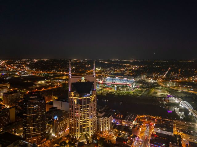 415 Church St Apt 1515, Nashville, TN 37219