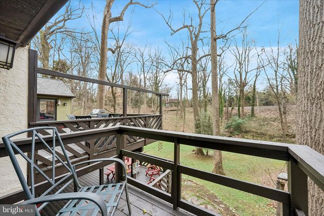 2 LAKE AVE, Media, PA 19063