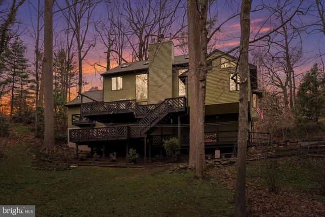 2 LAKE AVE, Media, PA 19063