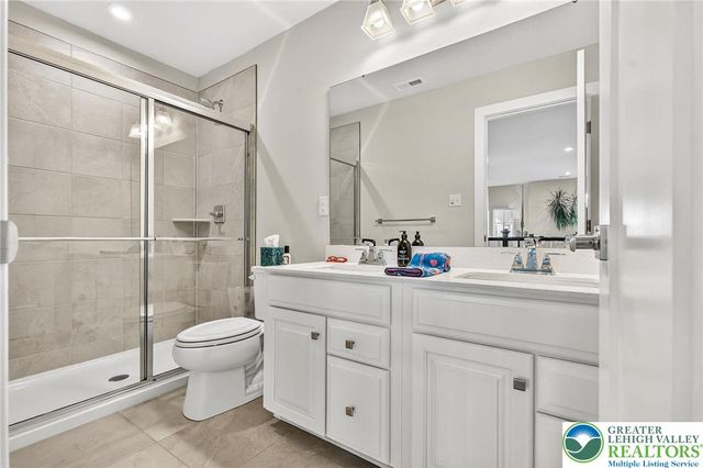 1606 watson Loop, Upper Macungie Twp, PA 18051
