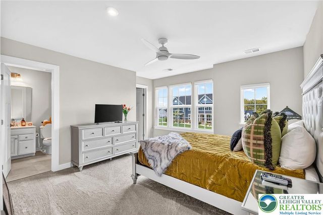 1606 watson Loop, Upper Macungie Twp, PA 18051